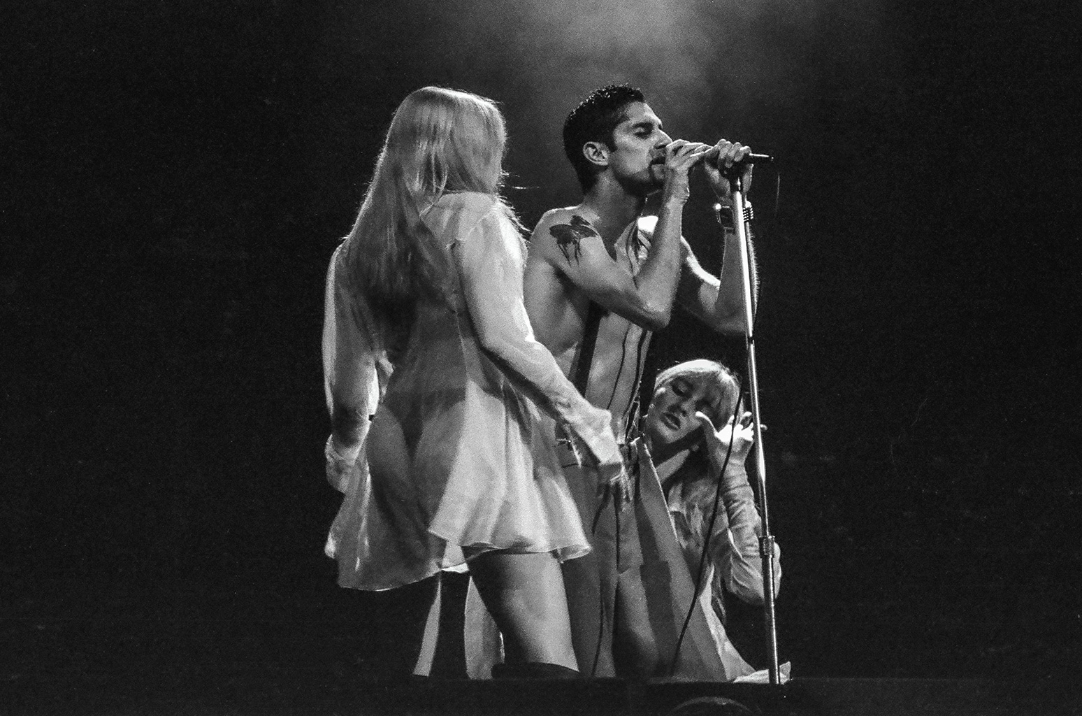 Perry Farrell of Jane's Addiction performs during the Lollapalooza festival on August 11, 1991 in Stanhope, New Jersey.