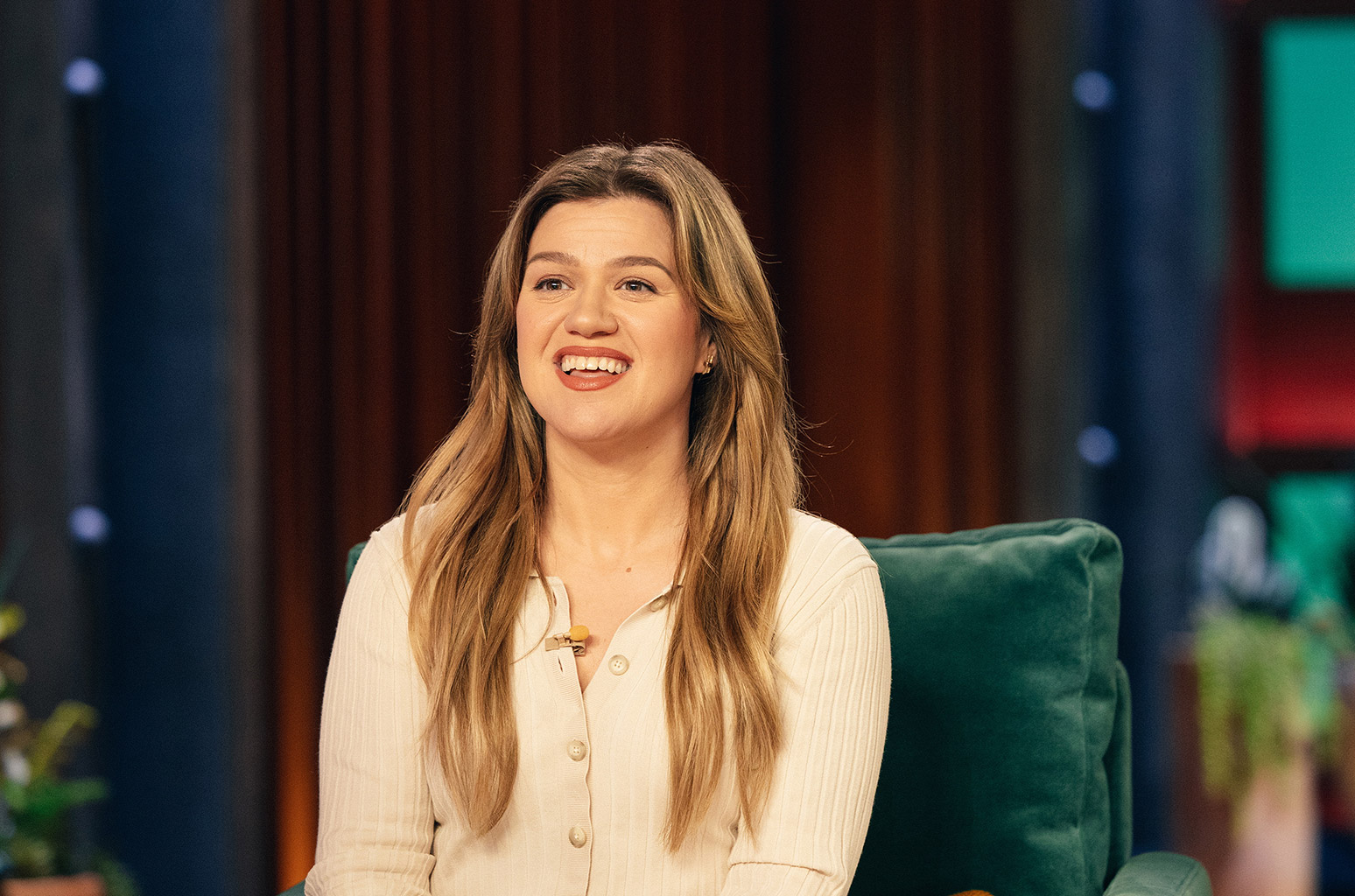 THE KELLY CLARKSON SHOW -- BP141 -- Pictured: Kelly Clarkson -- (Photo by: Weiss Eubanks/NBCUniversal)