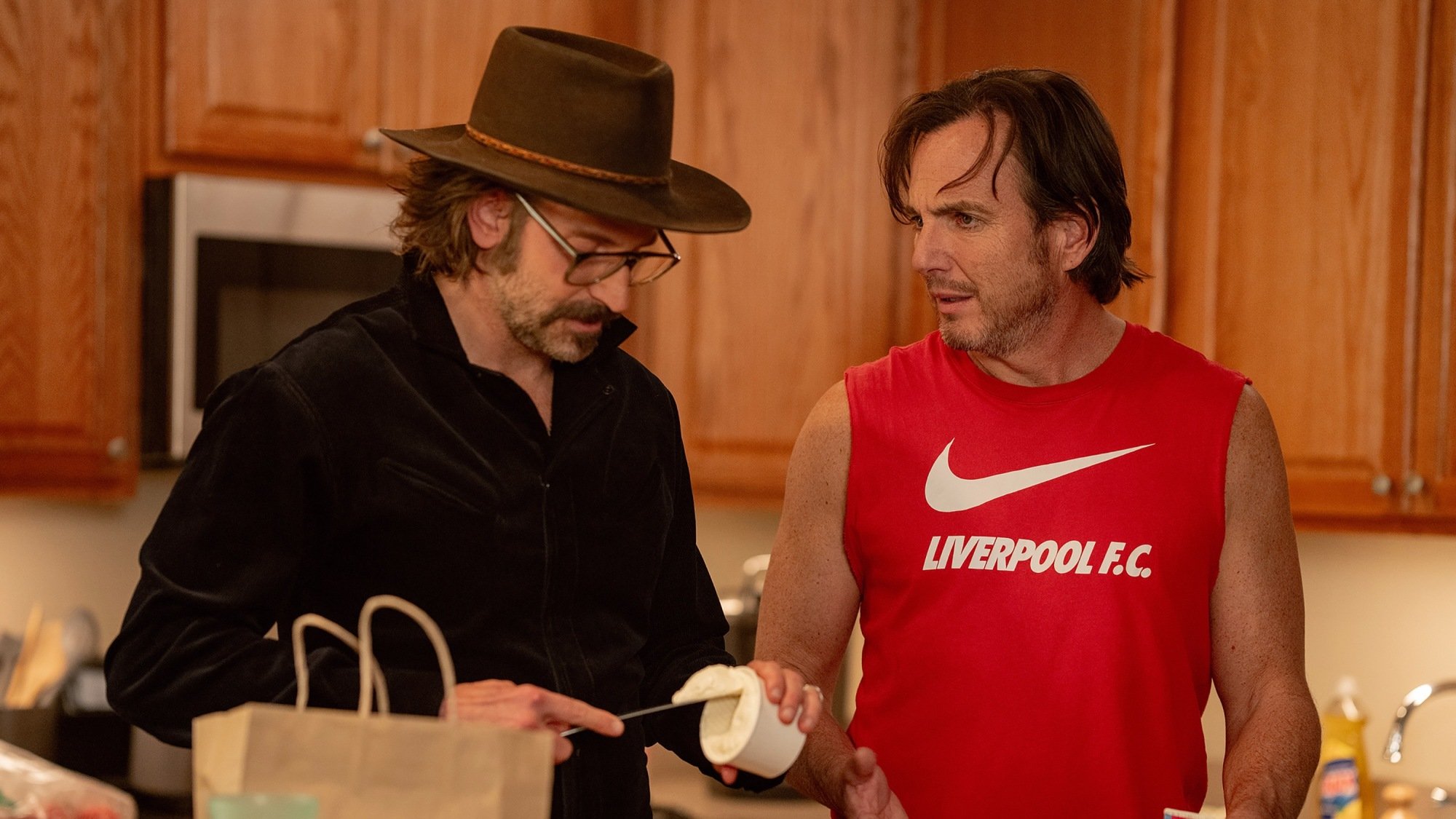 Will Arnett and Bradley Cooper play friends in "Is This Thing On?"